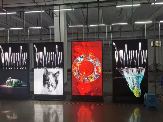 1920Hz Outdoor Led Poster Display Oled P3 SMD3535 For Shop