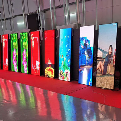 1920Hz Outdoor Led Poster Display Oled P3 SMD3535 For Shop