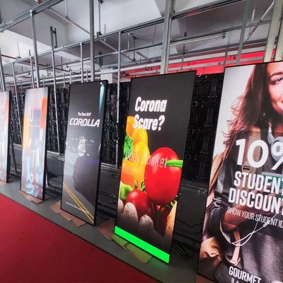 1R1G1B Slim Outdoor Led Poster Screen Display Mirror Screen OEM